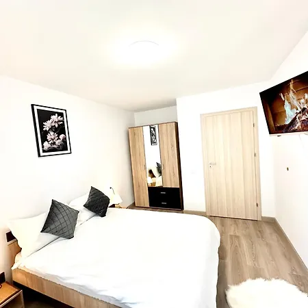 Apartment Urban Plaza Astra - Rise Private & *